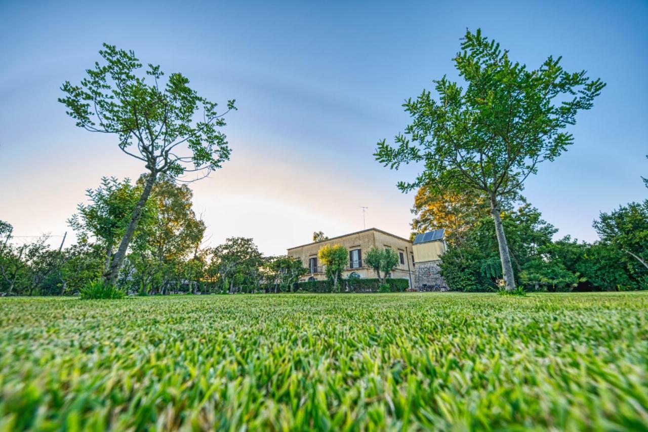 B&B Casale Vecchio Lecce Arnesano ภายนอก รูปภาพ